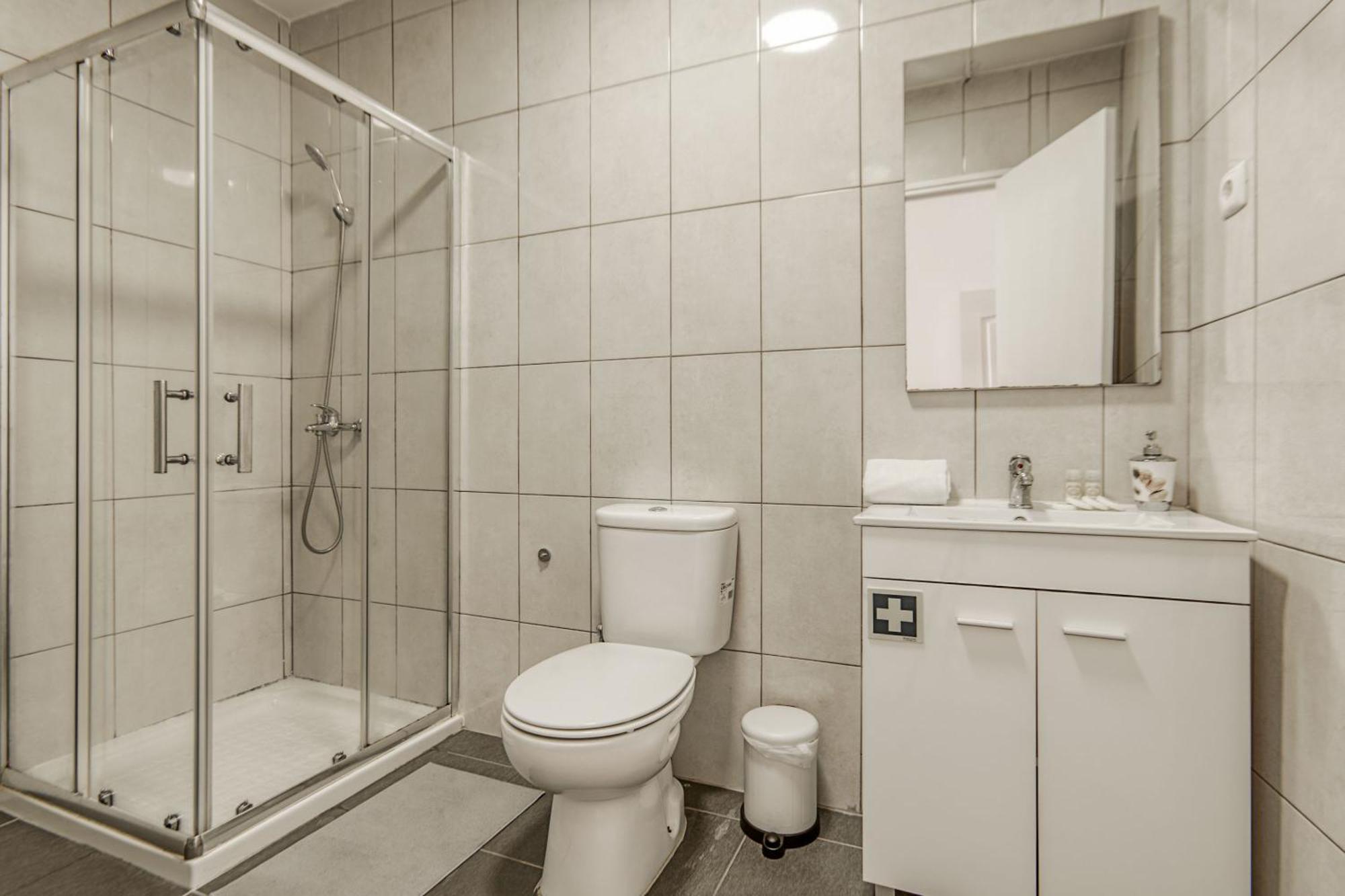 Travel & Live Aliados Appartement *